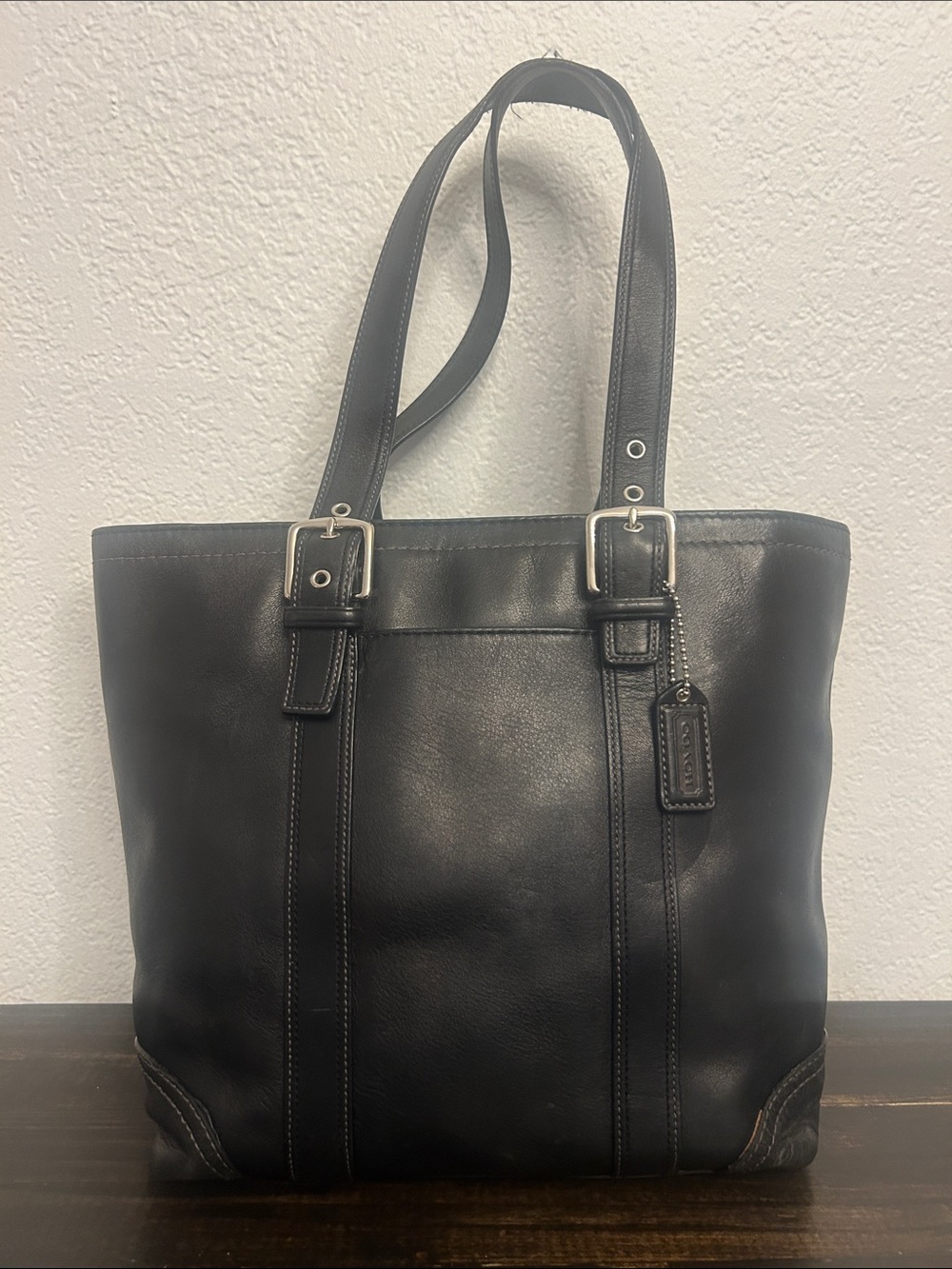 Coach Hampton Black Smooth Leather Tote Bag E063-F10194